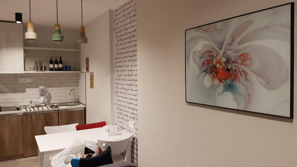Your Home In Tbilisi: Cosy Stay In The Old City Buitenkant foto